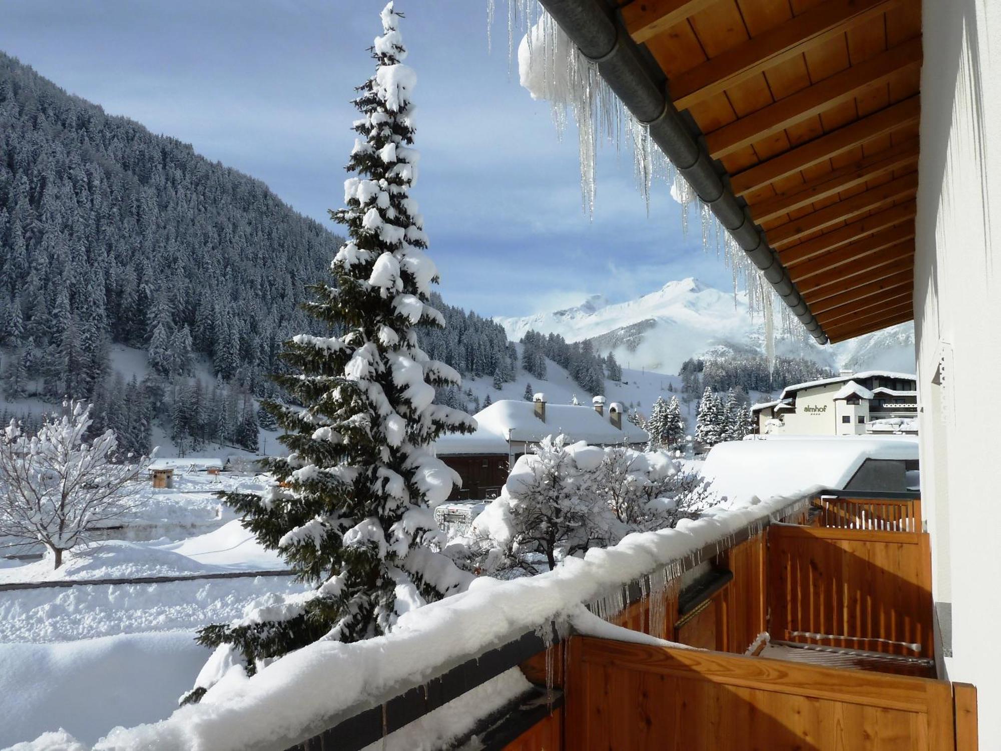 Hotel Haus Arnika Nauders Exterior foto